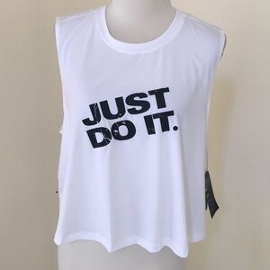 NWT! NIKE white Just Do It cropped sports tee